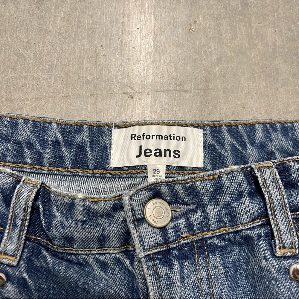 Reformation Cary Studded Wide-Leg Jeans - Picture 4 of 11